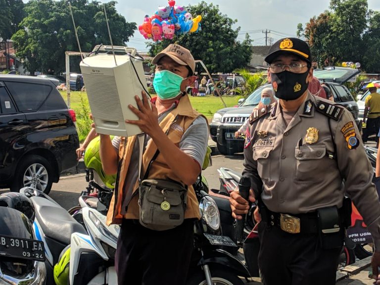 Naik Odong-Odong Puskesmas Kraton Sosialisasi AKB - Metro Indonesia