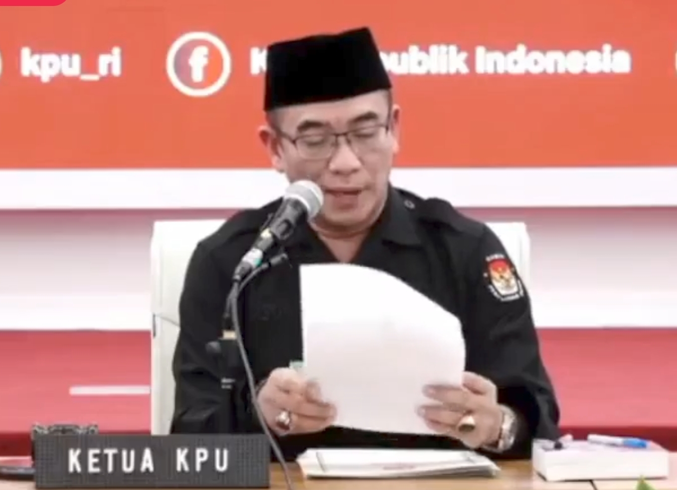 KPU: Menetapkan Prabowo Subianto- Gibran Raka Buming Raka, Menjadi Pemenang Pilpres 2024.